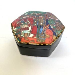 Villeroy & Boch Heinrich porcelain box Maria Morevna